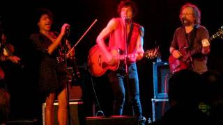 The Duke and the King - Helpless