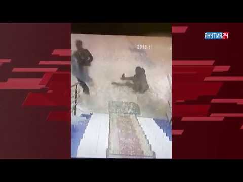 В Якутске студенты нападали на прохожих и выбивали кулаками пин-коды от мобильных банков В Якутске студенты нападали на прохожих и выбивали кулаками пин-коды от мобильных банков