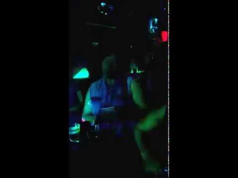 Bar Oasis Quảng ngãi