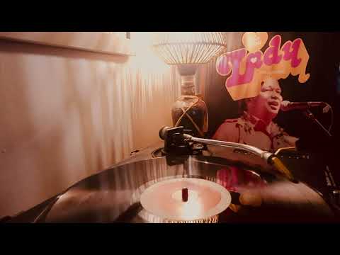 Mel Cabang « It’s A Happy Day » Hawaïan Soul