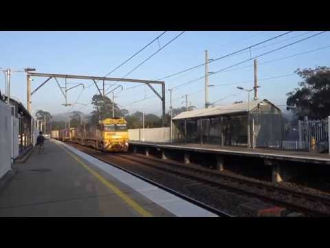 NR110 / NR37 / 8175 with early morning 6AB6 at Narara - 22/5/16