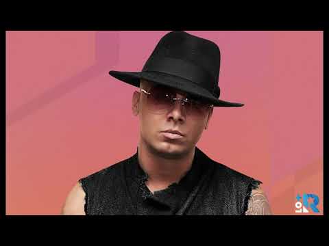 Sebastián Yatra - Alguien Robó ft. Wisin, Nacho