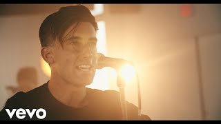 Phil Wickham - Battle Belongs (Official Music Video)