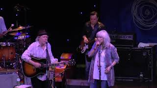 Buddy Miller and Emmylou Harris - Wide River to Cross