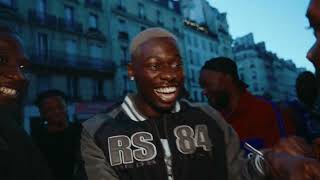 Mélo Décalé Lyrics  Translation