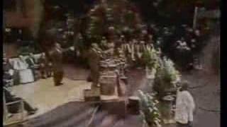 Donnie McClurkin & Marvin Winans -  "STAND"