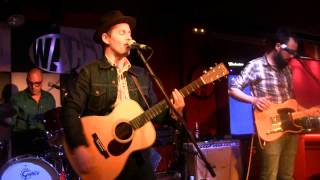 Josh Rouse-You Walked Through The Door