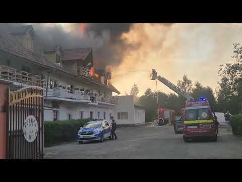 Complexul turistic „Popasul Haiducilor” din Petroșani, făcut scrum