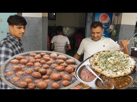 RK Amritsari Kulcha @ 40 rs & Tawa Parantha @ 35 rs | Breakfast Lunch - Dinner Video