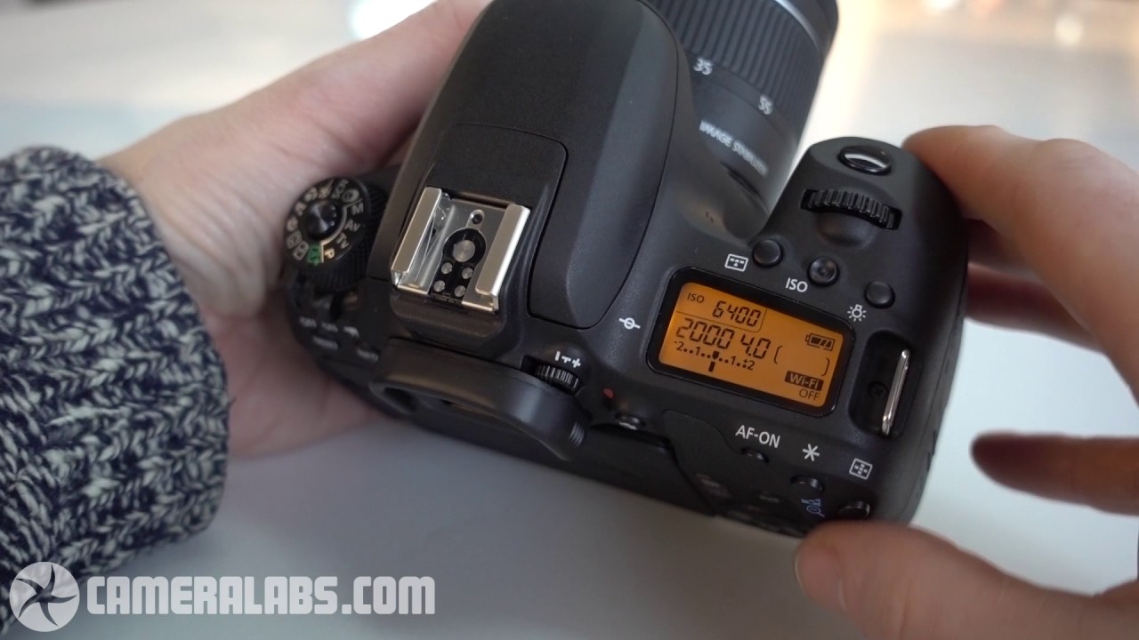 Зеркальный фотоаппарат Canon EOS 77D Body (