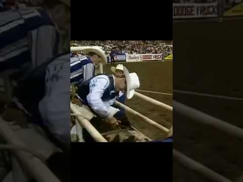 🇺🇲 Jerome Davis 🆚 Super Dave - 94 PBR Nashville (83 pts) #shorts #agro #sports #rodeo