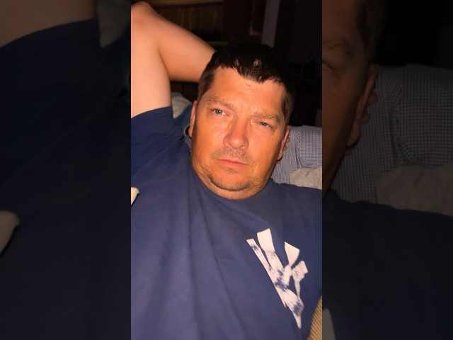 Vídeo relacionado con Waterboy Funny Team Manager Humor Hidratación Especialista Camiseta