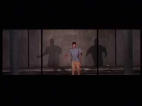 blod a reidum hondum