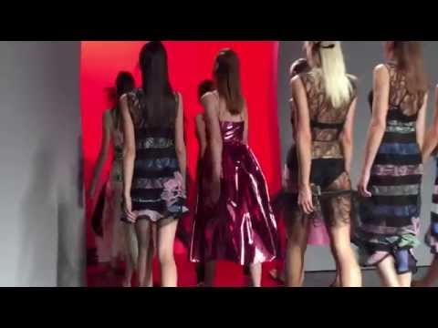 Desfile Juan Vidal Spring 2016