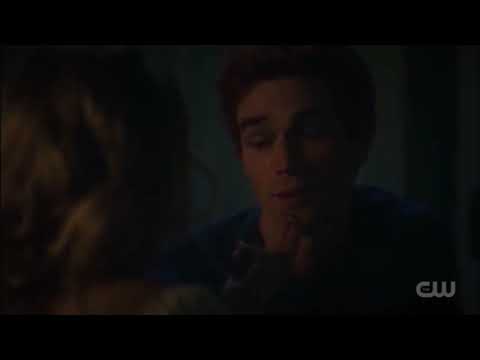 Betty and Archie kiss | RiverDale