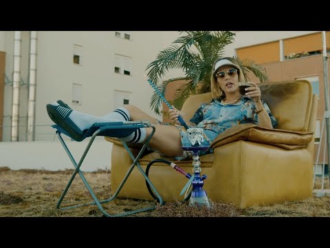 Laurie Peret - Chicha Bédo (Clip Officiel)