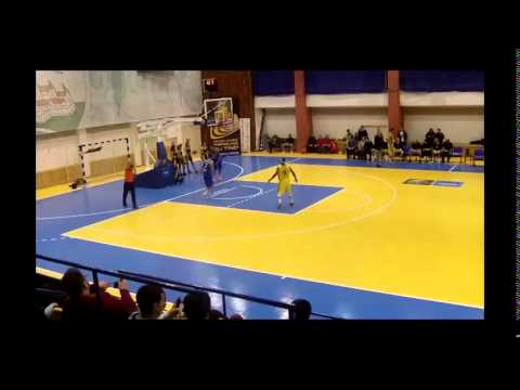23.12.2014 TIMBA Timisoara - SCM Craiova 99-90 Velickovic Uros (blue jersey no.7)