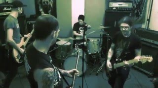 Helta Skelta - Drenched In Blood