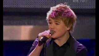 Eoghan Quigg - Year 3000 Live @ Childine Concert