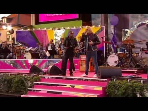 Lazee & Apollo Drive - Calling Out (Live Sommarkrysset 2010)
