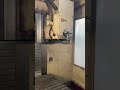 Riproduci video