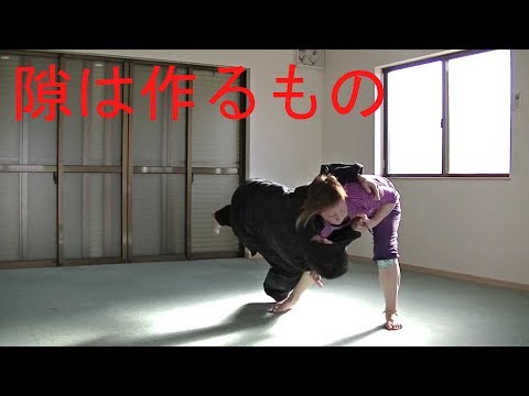 護身術　女性向け　ナイフで脅されたら隙を見逃すな！（2）Women’s Self Defense. When threatened with a knife（2）
