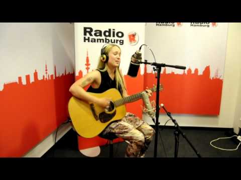 Soluna Samay - Should've Known Better (Live bei Radio Hamburg)