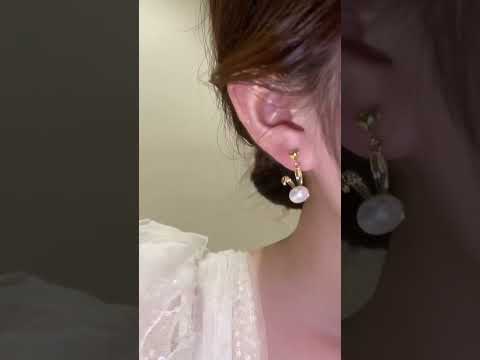 Jewelry Trends to Watch Out for in 2022: What's burning and What's Not #jewelry #trends #2022