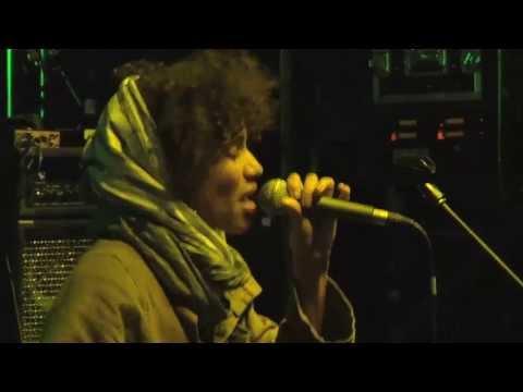 Nneka Live @ Sziget 2013 [Full Concert]