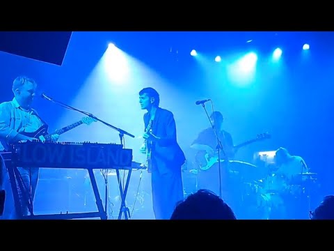 Low Island - Little Bird - live @ Die Kantine Cologne 03.11.2025 // Everything Everything support