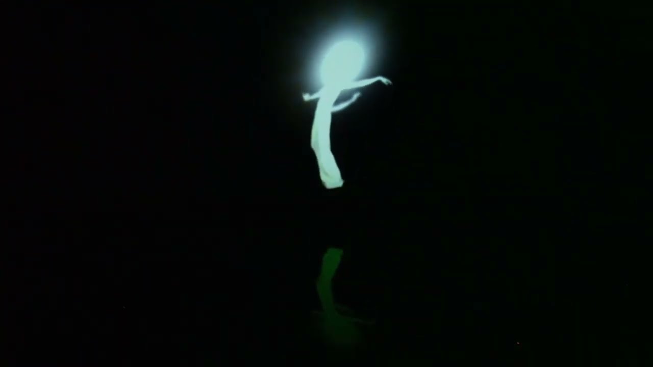עופר לוין GTI: יצירת הוידאו ארט 'Amaterasu' של האמנית עדן אורבך עפרת