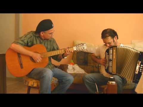 MOAGEM 2 EM CASA TOMANDO MATE E CHAMAMECEANDO COM ZEZINHO NANTES