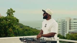 Ellputo – WHO AM I (Perfomance)