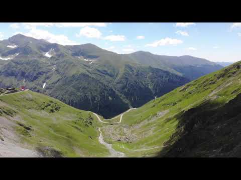 Babooshka at the Transfagarasan