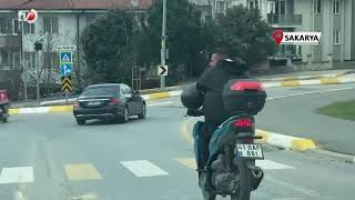 Hayat Kurtaracak Kaskı Kolunda Taşıdı