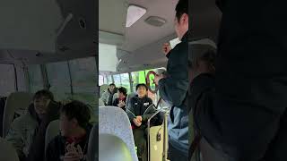 Download lagu 岡本先生はいつも選手達を喜ばす！ときわスイミングのバス内にてじゃんけん大会！#swimming #shorts #short #shortvideo #challenge mp3