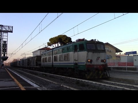 E655.523 sul MRS 57313 Roma Smistamento - Brindisi, in transito a Pomezia