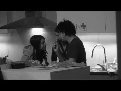 MINA I ACA KOMENTARISU DA JE PETAR J. GEJ - 24.11.2022. - INSTA TV