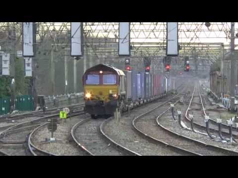 (HD) EWS 66232 4S49 Daventry to Grangemouth at Preston 13/12/2014