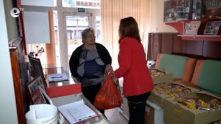 120 души от Кърджали получиха хранителни пакети за предстоящите празници