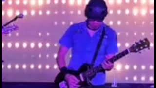 Download lagu BONJOVI - ALWAYS // COVER BY DANIEL HASBON LIVE AT FLAVOR BLISS BROADWAY SOUTH TANGERANG, 03 05 2025 mp3