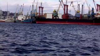preview picture of video 'Port of Vladivostok, Russia'