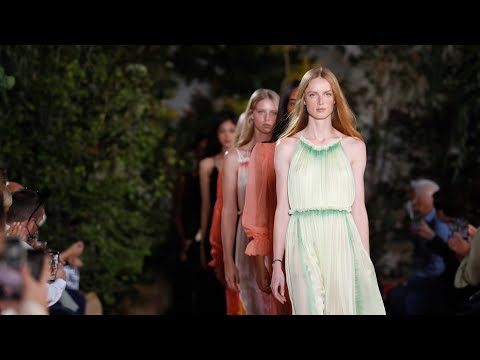 Spring Summer 2021 Collection - Alberta Ferretti Fashion Show