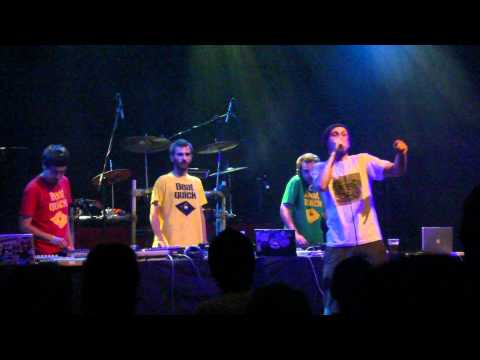 Elephant Phinix - Empty pockets but a rich mind (live at Gagarin 28-04-12)