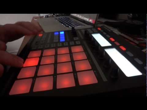 SKRIBE Beat Hip Hop with Maschine on Charnels Sample