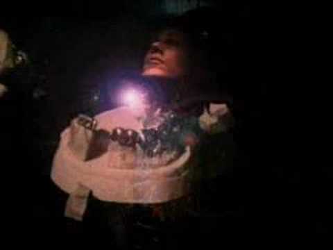 Freq Nasty - Boomin' Back Atcha (ft. Phoebe One)