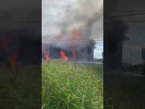 В Якутске на пожаре эвакуировали 12 человек