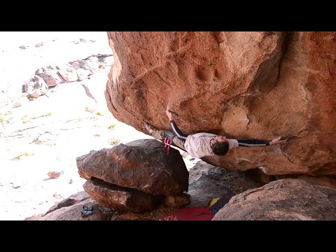 Desert Days: Li (V13) and other hard Hueco Tanks classics