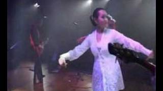 Download lagu Andy Tielman - Bolelebo mp3