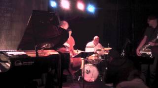 Peter Erskine with Frank Deruytter Quartet (song : Bollerroll)